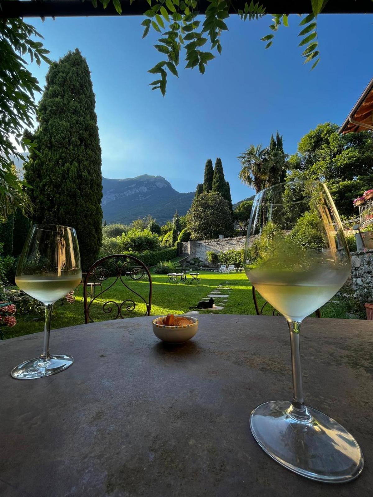 Casa Lumaca Bed and Breakfast Tremezzo Exteriör bild