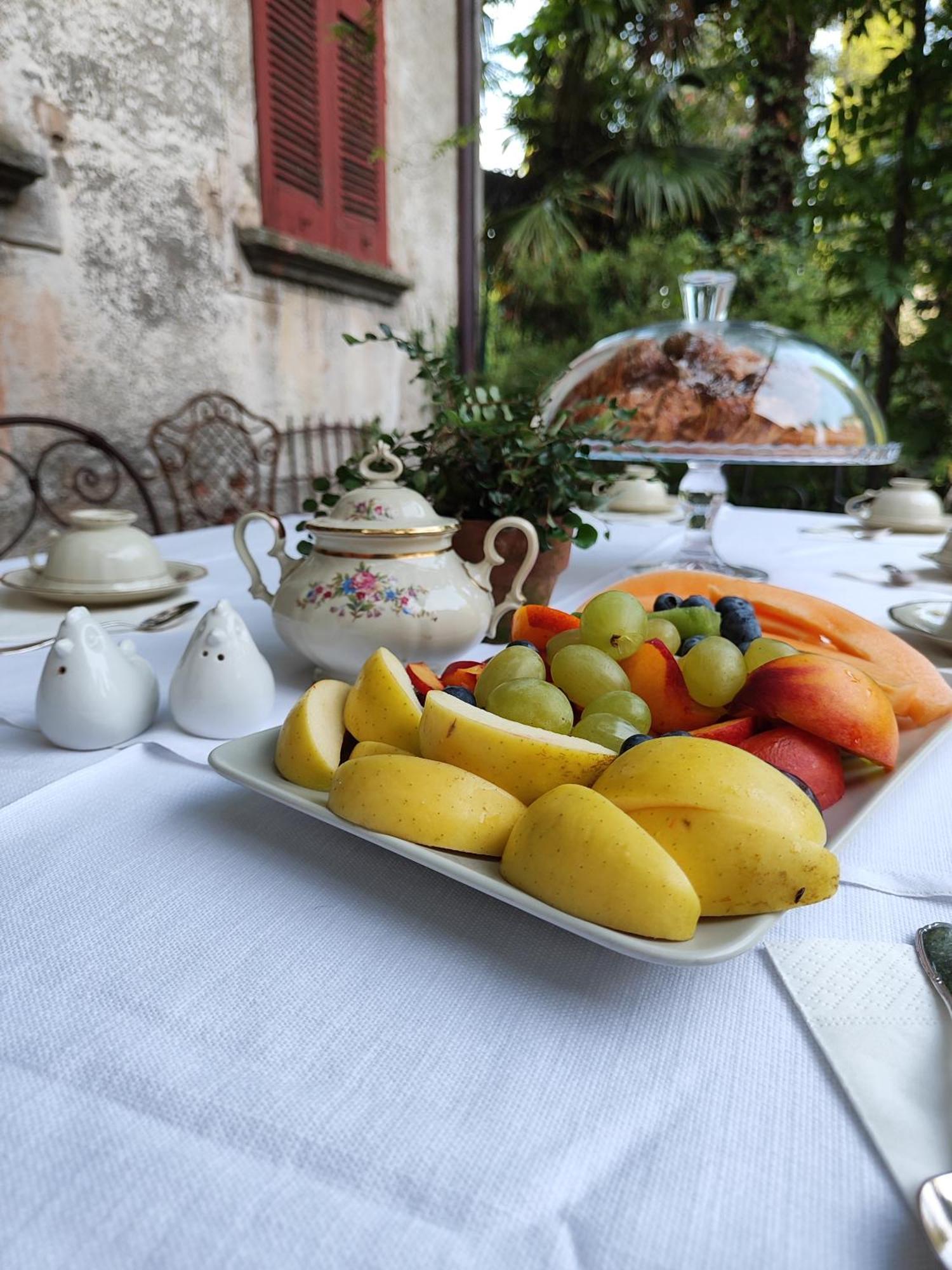 Casa Lumaca Bed and Breakfast Tremezzo Exteriör bild